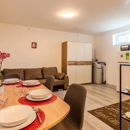 Káli Retreat Apartament *