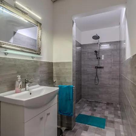 Kali Retreat Apartment